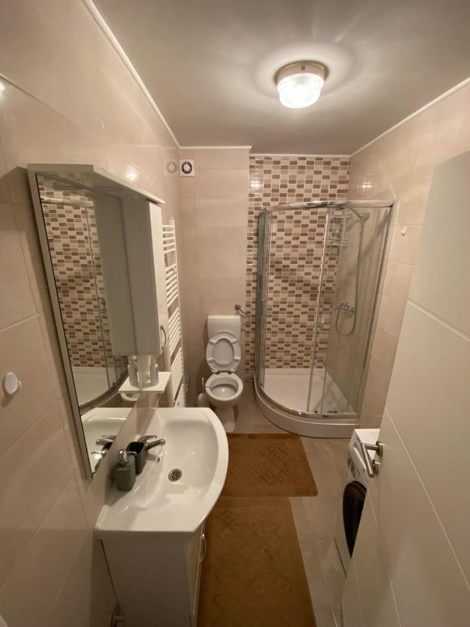 Apartman Ml Lukavica Εξωτερικό φωτογραφία