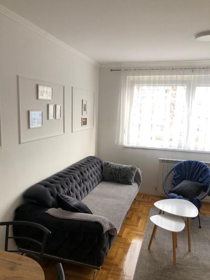 Apartman Ml Lukavica Εξωτερικό φωτογραφία