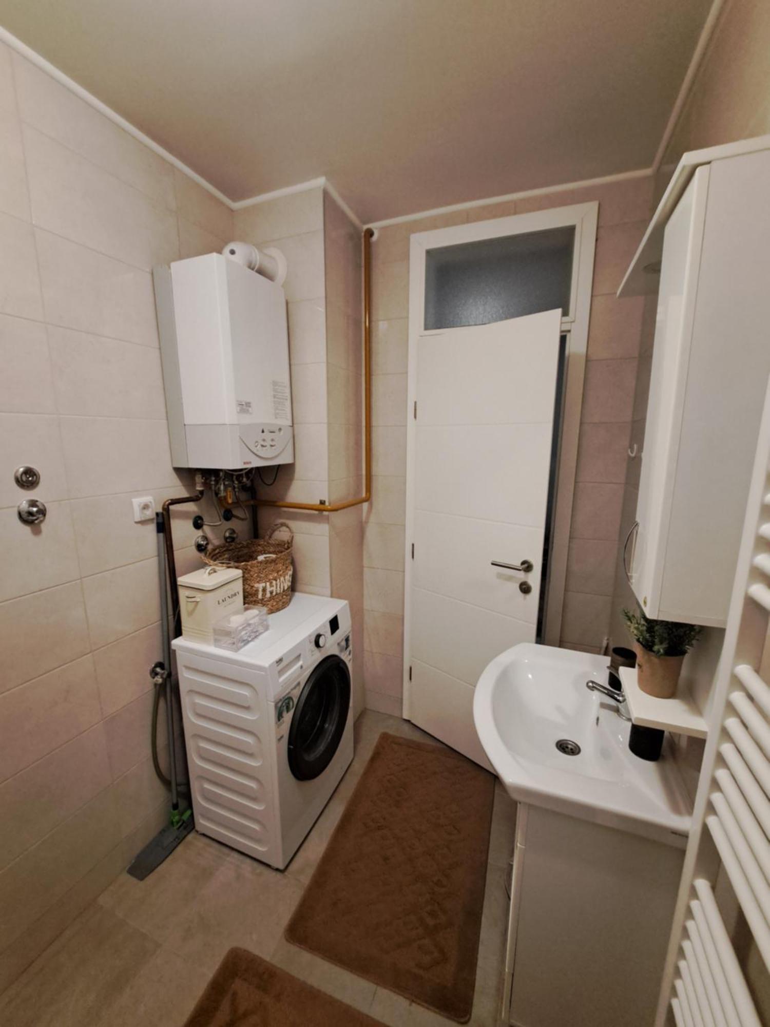 Apartman Ml Lukavica Εξωτερικό φωτογραφία